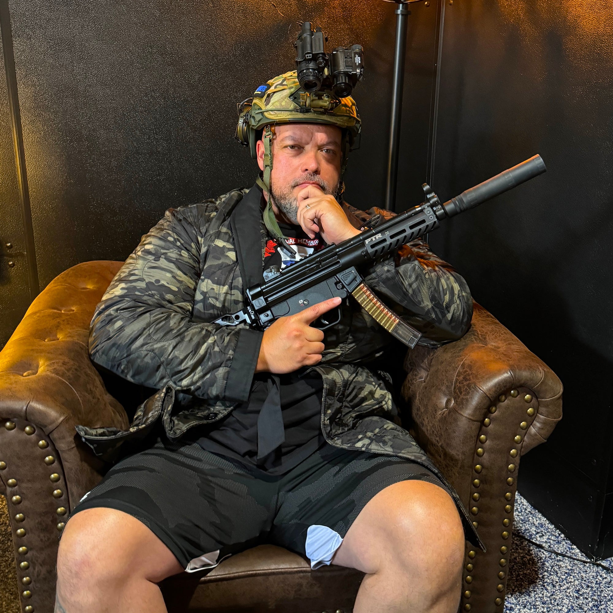 WOOBIE ROBE - BLACK MULTICAM - LG & XL